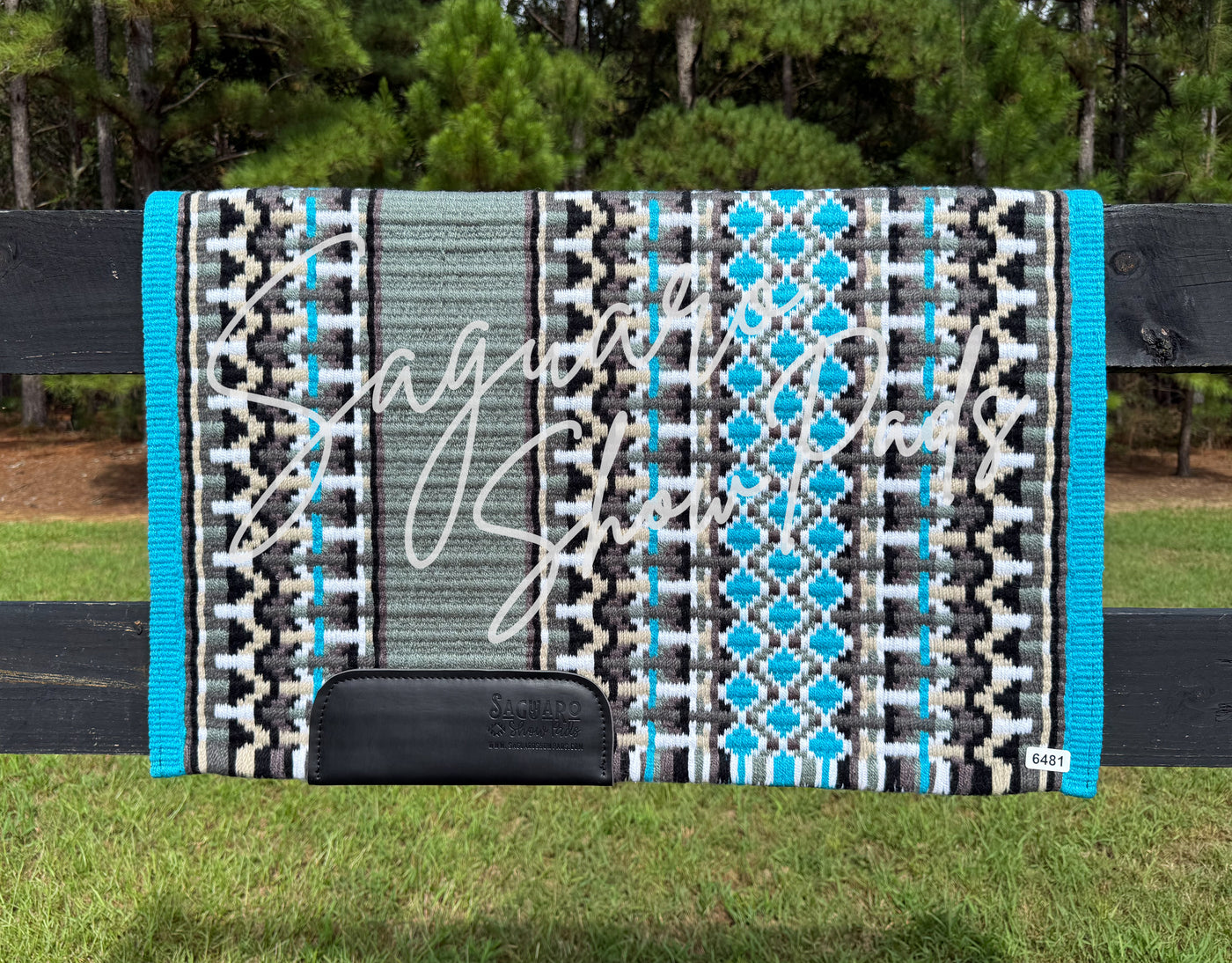 #6481 "Jeremiah" Show Pad