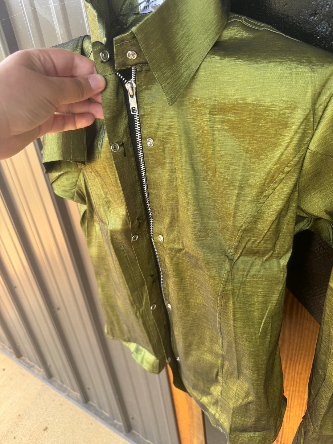 Olive hidden zip by Saguaro