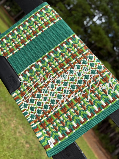 #6533 "Jeremiah" Show Pad