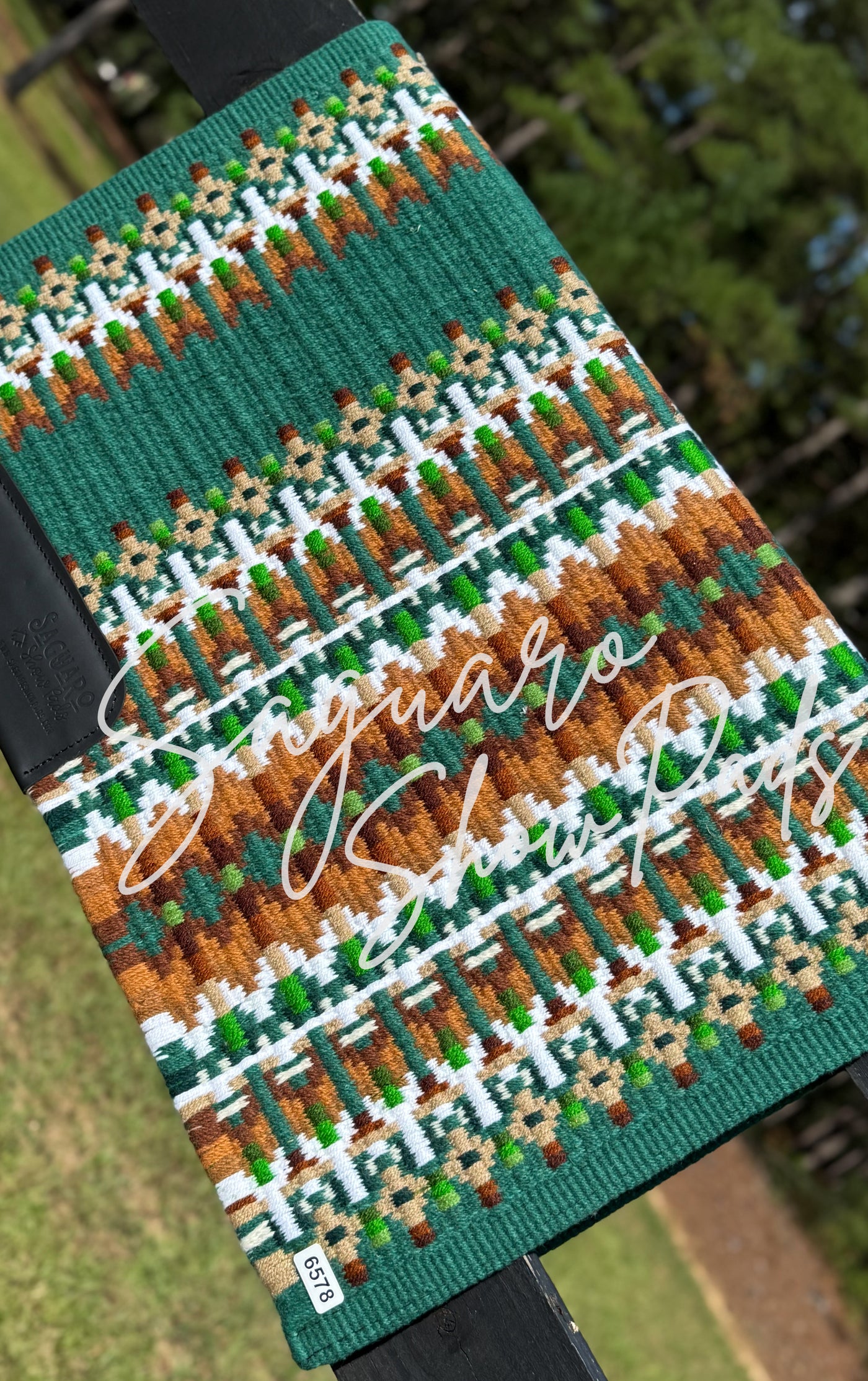 LIMITED EDITION #6578 "Karlie" Show Pad