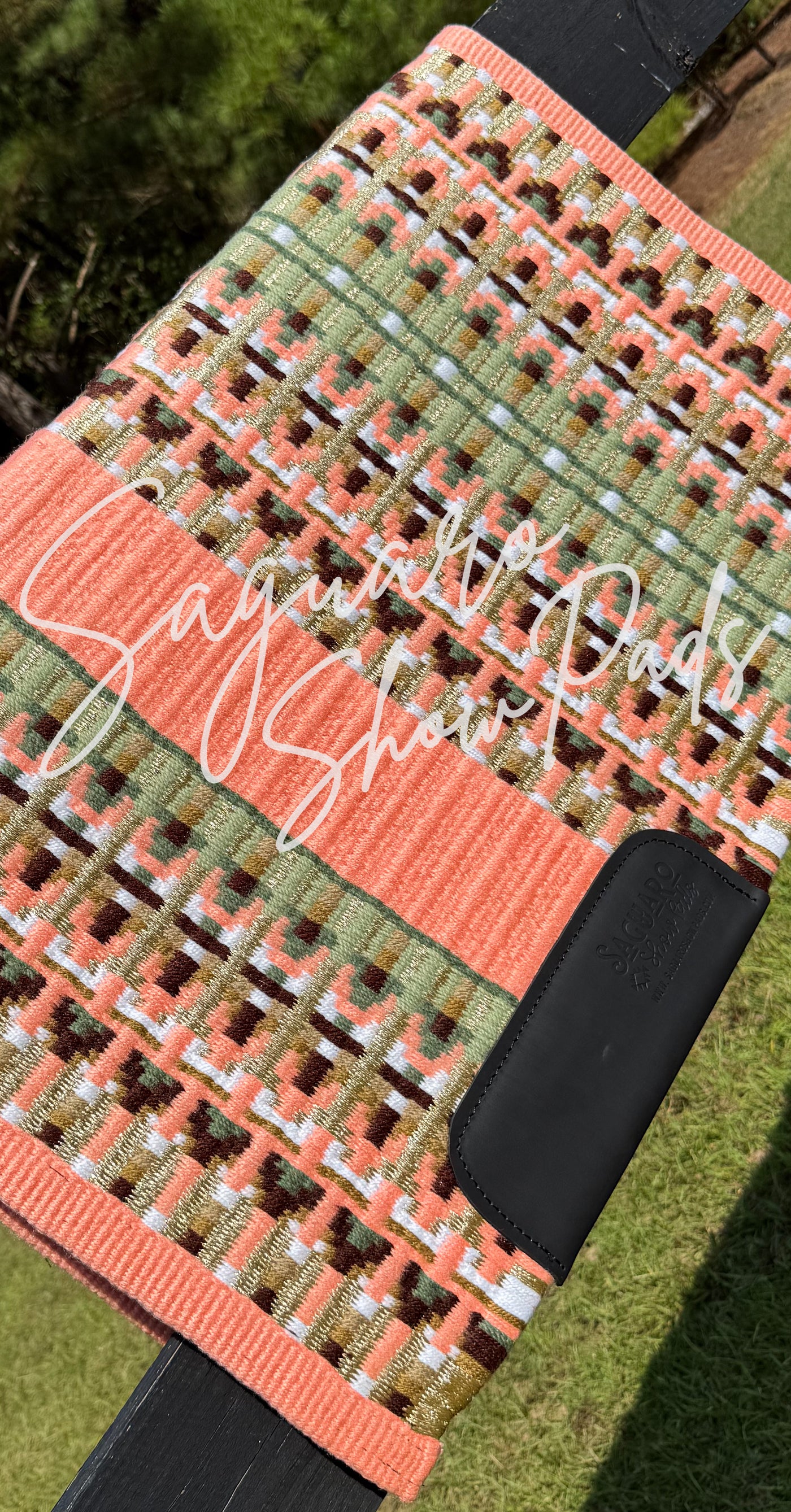 #6579 "Conrad" Show Pad