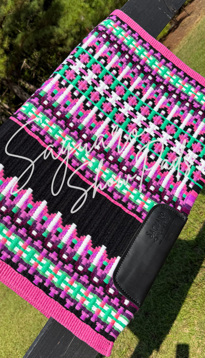 #6604 "Sadie" Show Pad