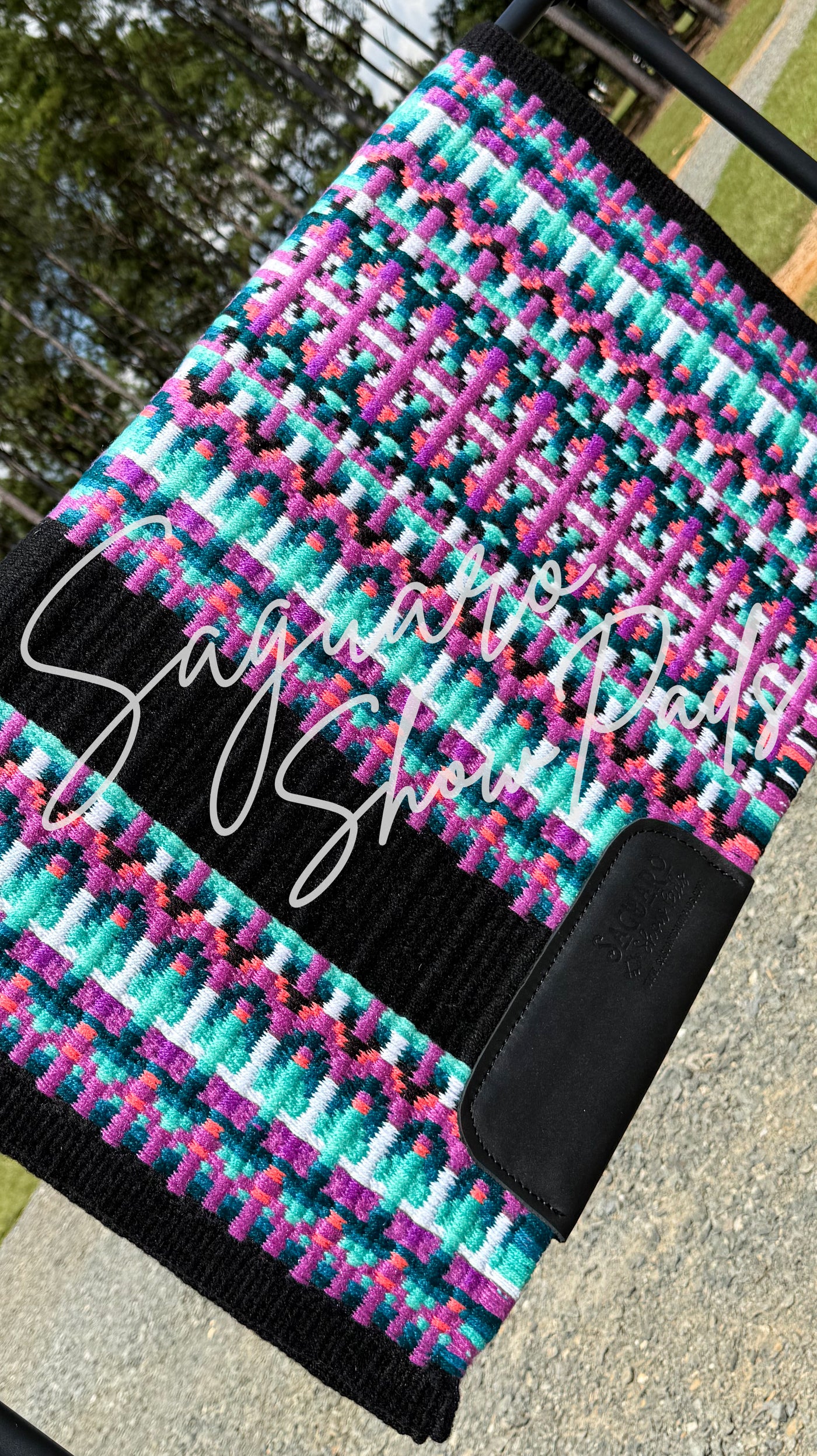 #8204 "Francesca 2.0" Show Pad - Re-Order